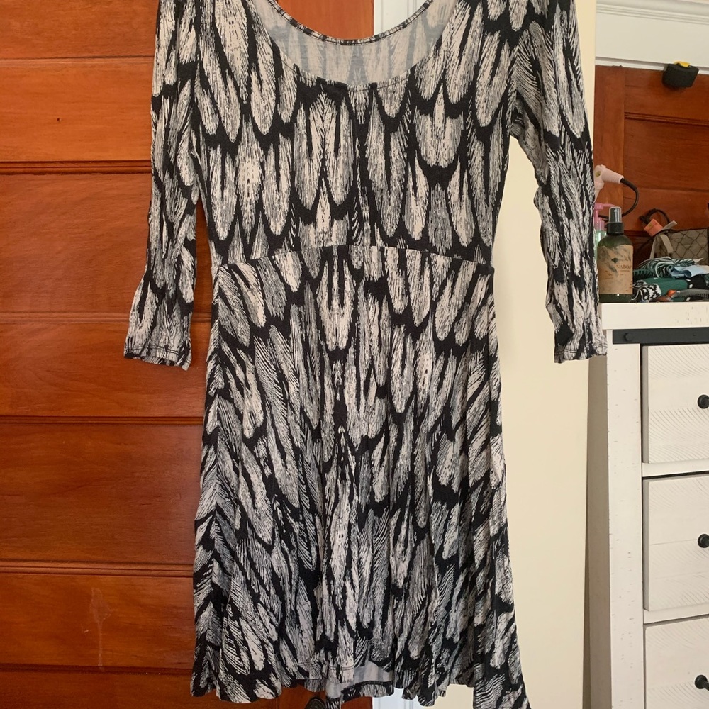 Spring dress! Express - Picture 2 of 2